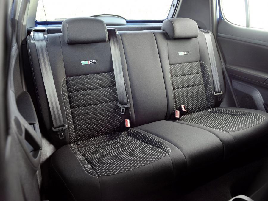  Skoda Fabia RS 2010 года  (UK) (фото 2 из 30)